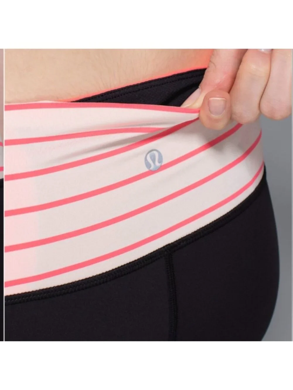 Lululemon Var-City Crop Black / Quiet Stripe Butter Pink Electric Coral